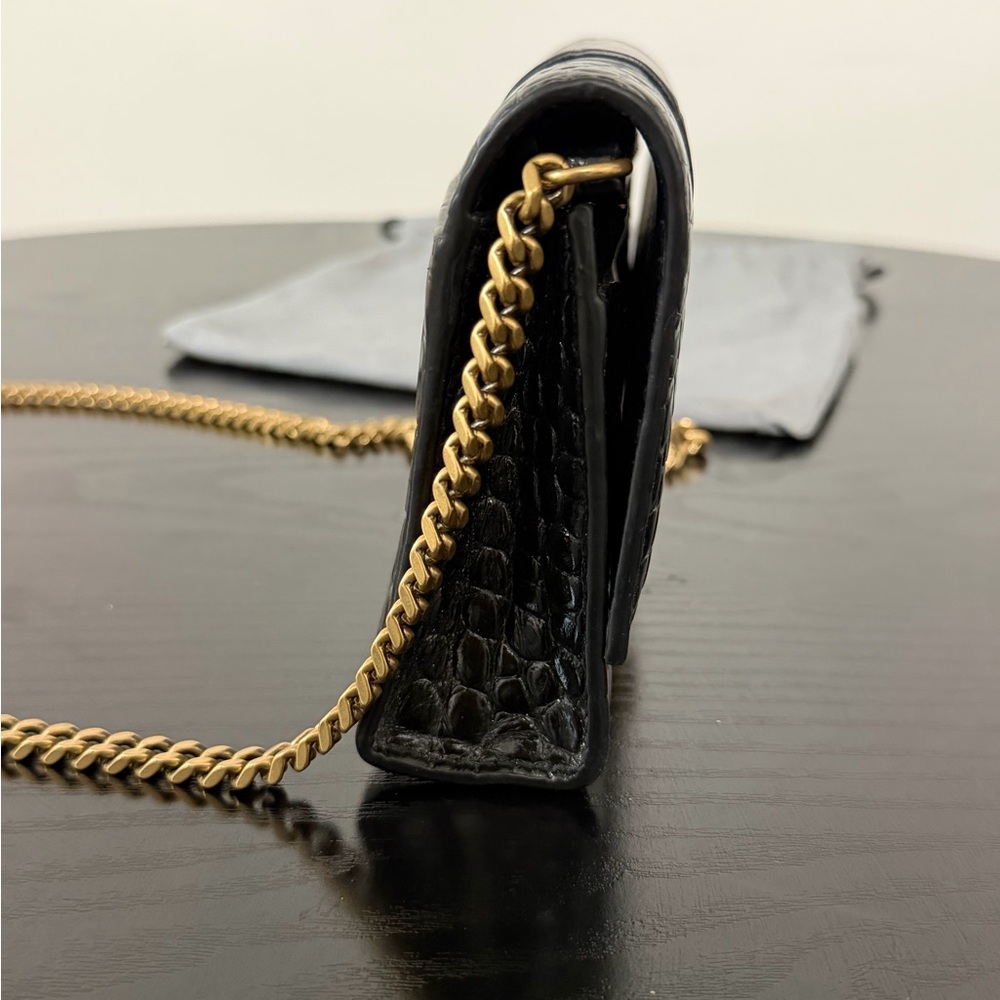 Balenciaga hourglass wallet on chain - Picture 9 of 10
